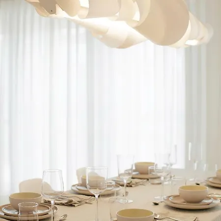 Canticle Luxury Apartment *