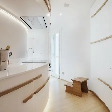 Canticle Luxury Apartment